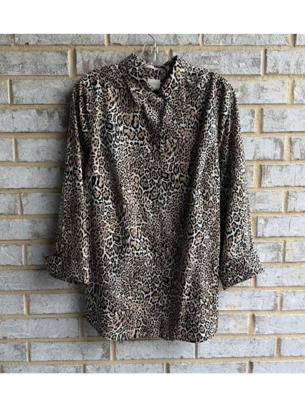 Chico's 3/4 Sleeve Button Up Collared Animal Print 100% Cotton Shirt Size 1 (M)